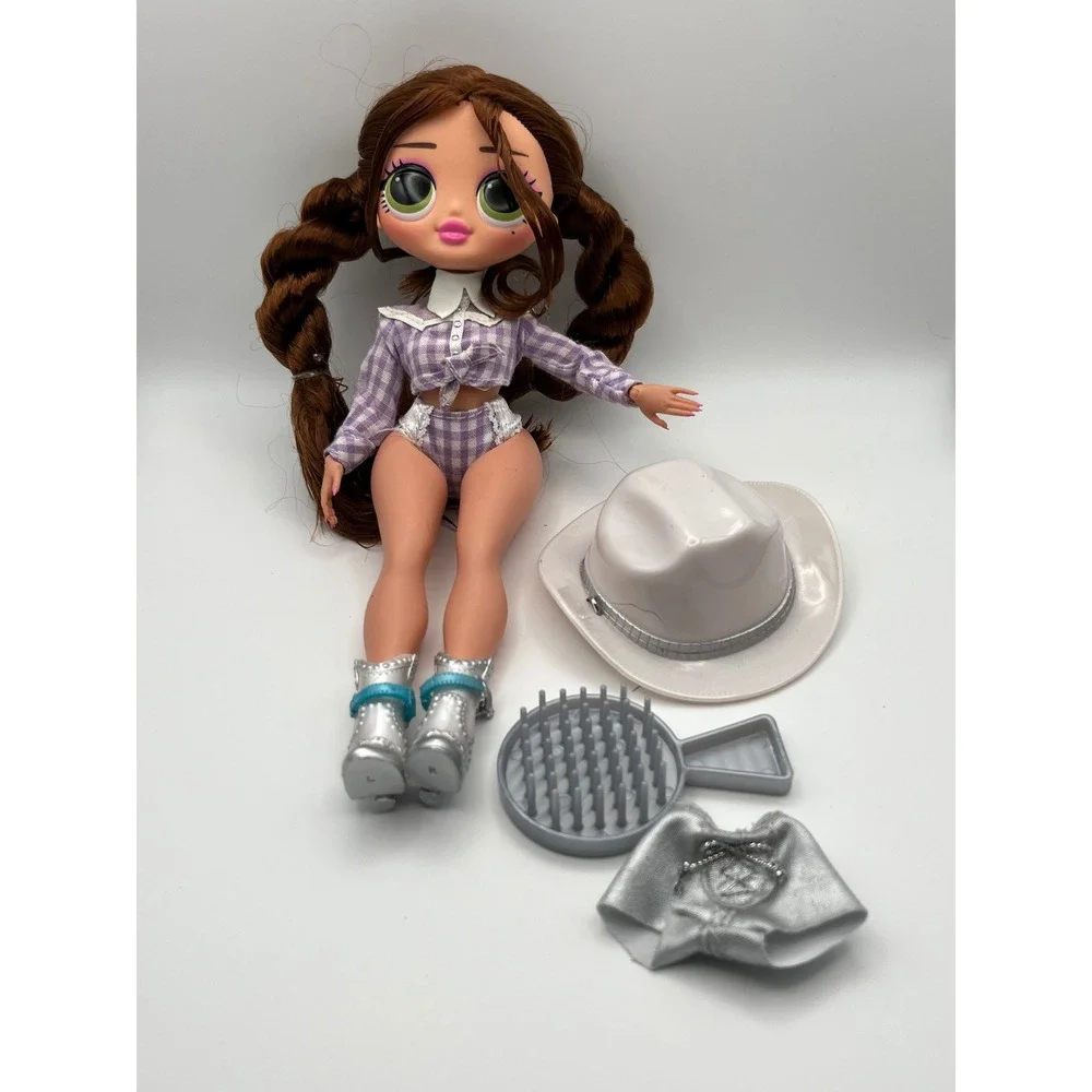 LOL Surprise OMG Remix Lonestar Doll Purple Gingham Country Western Silver Boots